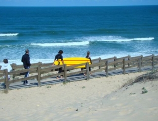 En route pour le cours de surf